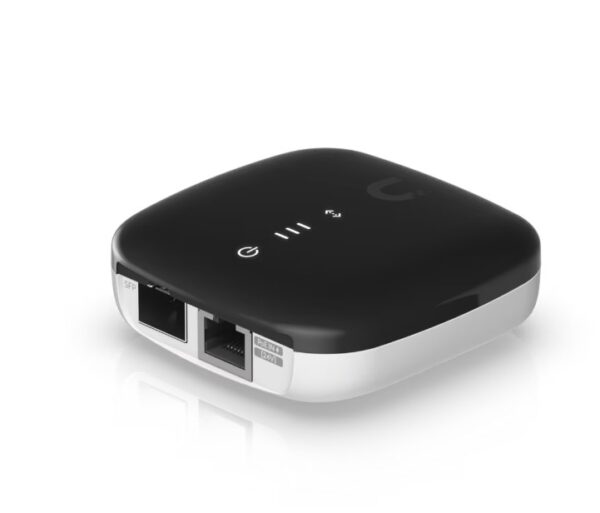 02-6 Ubiquiti UACC-AE - Media Converter