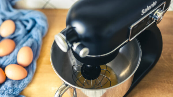 06-16 Salente DigiChef2, kuchyňský robot, mísa 6 litrů, celokovový, digitální displej, černý