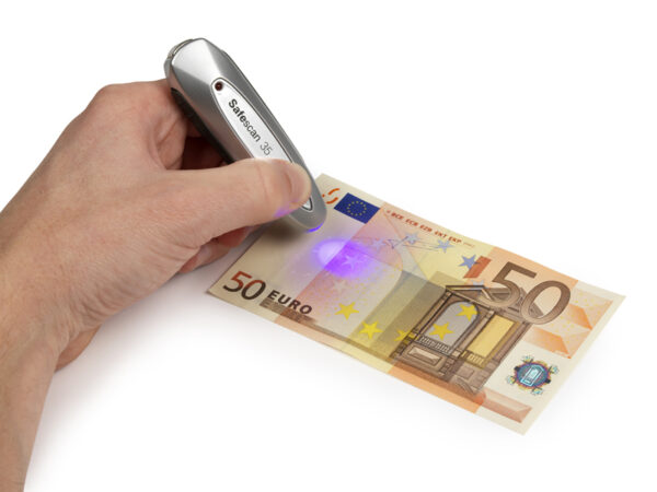 112-0267_dopl2_800x600 Detektor padělků SAFESCAN 35