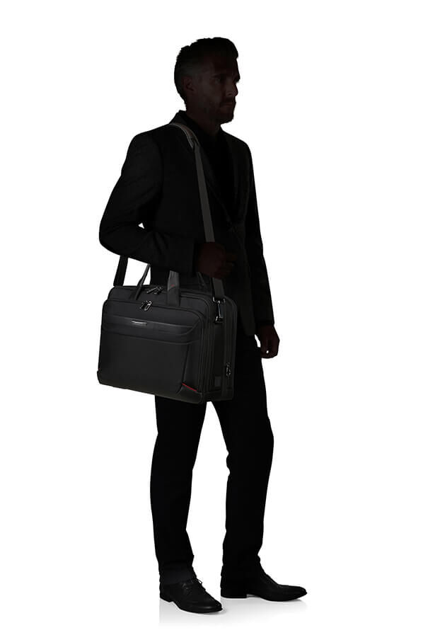 147142_1041_05 Samsonite PRO-DLX 6 Bailhandle 17.3" EXP Black