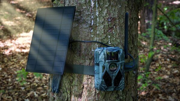 EVOLVEO StrongVision Solar 4G, fotopast se 4G, Aplikací a solárním panelem