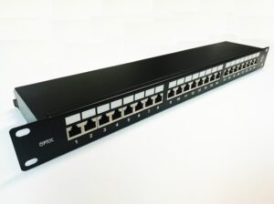 Patch panel 24p.Cat6A STP 1U osazený černý