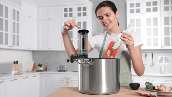 5-Jednodussi-uz-to-byt-nemuze Salente SuChef, Sous Vide vařič, nerez