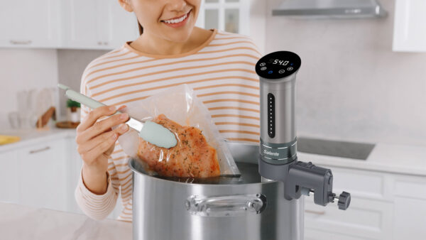 6-5-Jednodussi-uz-to-byt-nemuze Salente SuChef, Sous Vide vařič, nerez