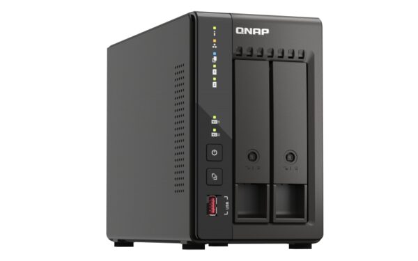 QNAP TS-253E-8G (4core 2,6GHz, 8GB RAM, 2x SATA, 2x M.2 NVMe slot, 2x HDMI 4K, 2x 2,5GbE, 4x USB)