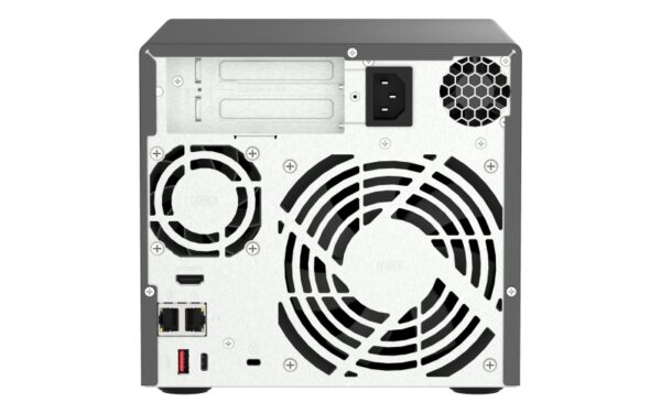 QNAP TVS-h474-PT-8G (2core 3,7GHz, ZFS, 8GB RAM, 4x SATA, 2x M.2 NVMe, 2x PCIe, 2x 2,5GbE, 1x HDMI)