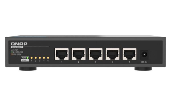 792_1733471899_QSW-3205-5T_s QNAP switch QSW-3205-5T (5x 10GbE port, pasiv. chlazení, podpora 100M/ 1G/ 2,5G / 5G a 10G)