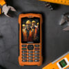 EVOLVEO StrongPhone H1, vodotěsný odolný Dual SIM telefon, oranžová