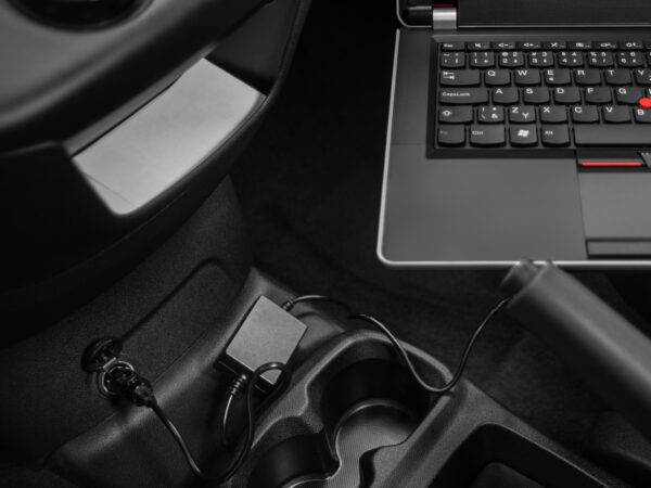 ADDC-UNV-A65W_c AVACOM QuickTIP-CAR 65W - univerzální autoadaptér pro notebooky + 13 konektorů