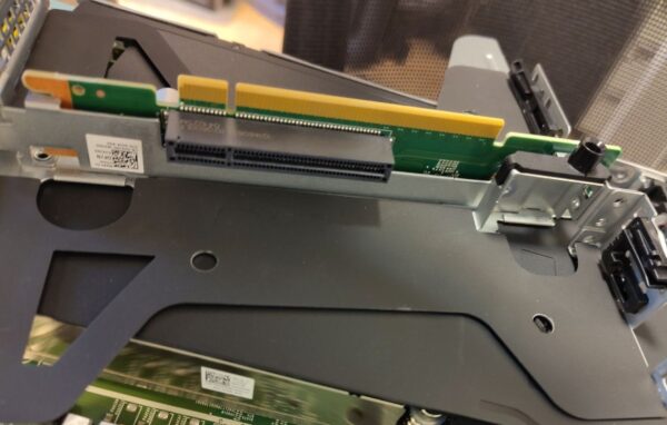 Dell Riser Config 2 Butterfly Gen4 Riser(x8/x8)