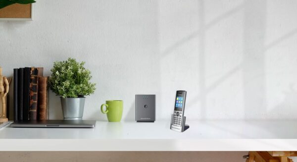 Grandstream DP752 IP DECT zákl. stanice, max. 5ruček, HD voice, 10 SIP účt., 5soub. hovorů