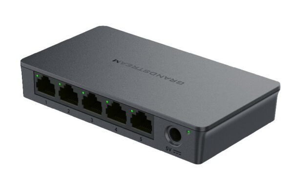 GWN7700_2 Grandstream GWN7700 Unmanaged Network Switch 5x 1Gbps, QoS, IGMP