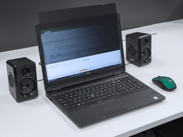 Lifestyle-Owl-2-1 Privátní filtr Natec Owl 23,8" 16:9