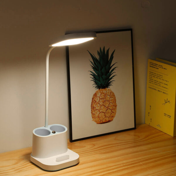Platinet stolní LED lampa 5W, integrovaná baterie 2400mAh, USB port, bílá