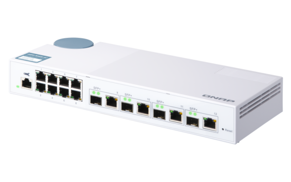 QNAP řízený switch QSW-M408-4C (12 portů: 8x Gigabit port + 4x 10G SFP+ / 10GbE kombo porty)