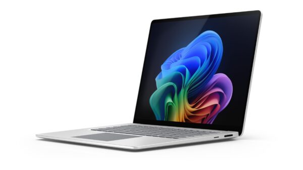 SUR24-COMMR-Copilot-PC-LaptopBloom-Platinum-Right-_s-32 Microsoft Surface Laptop 7 Copilot+/U7-266V/15"/2496x1664/T/16GB/512GB SSD/Arc 140V/W11P/Platinum/2R