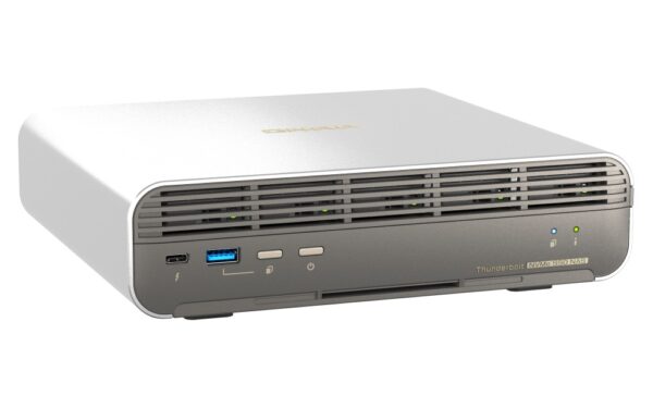 QNAP TBS-h574TX-i5-16G (12core, 16GB RAM, 5x E1.S/M.2 slot, 1x 2,5GbE, 1x 10GbE, 2x Thunderbolt 4)