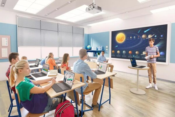 EPSON EB-FH08/3LCD/3600lm/FHD/2x HDMI