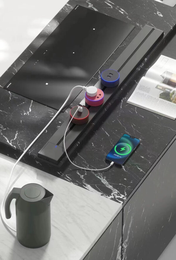 Zásuvková lišta - povrchová Viking LP40B/230V,50Hz/40cm délka/černá/až 5modulů/IP20/hliník/povrchová