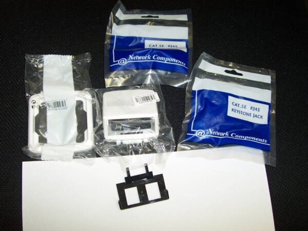 abb_2zas_cat5 Dvojzásuvka ABB TANGO 2xRJ45 Cat5e UTP bílá