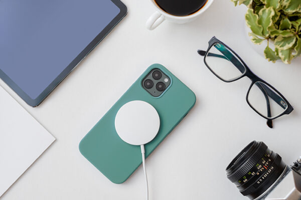 ER POWER Bezdrátová Magsafe nabíjecí podložka  15W bílá