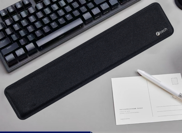 Podpěra zápěstí ke klávesnici C-TECH KPG-01, paměťová pěna,  černá, 450x93x25mm