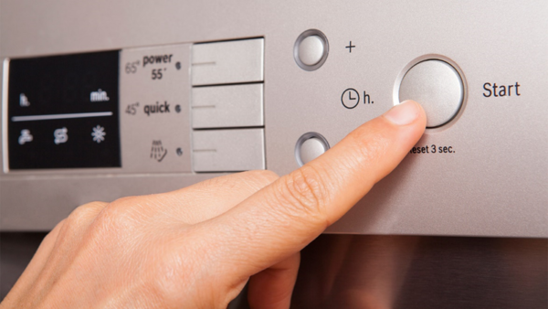 mceclip5-2-1 Salente HotAir, horkovzdušná fritéza 2v1, 4,3 l, bílá