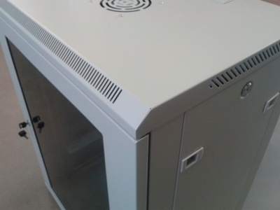 obr2-1 Datacom 19"rozvaděč jednodílný 12U/hl.450mm