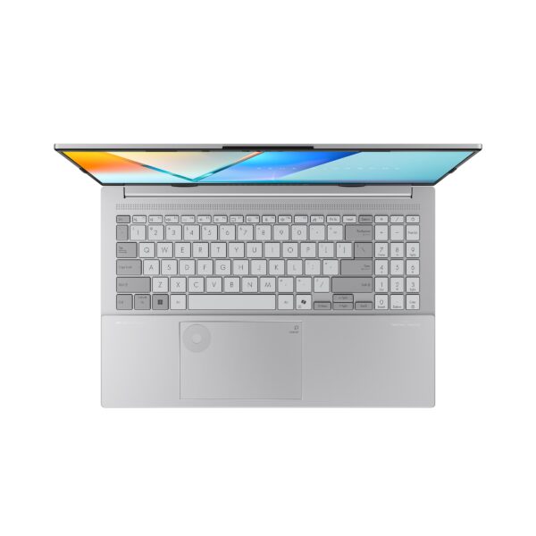 ASUS Vivobook Pro 15 OLED/N6506CU-OLED013X/U9-285H/15,6"/2880x1620/24GB/2TB SSD/RTX 4050/W11P/Silver