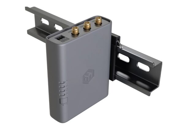 Mikrotik EC25-EU&KNe, KNOT Embedded LTE4, IoT/LTE Gateway, 1x Gb Eth(PoE-in), eSIM+Nano SIM,RouterOS