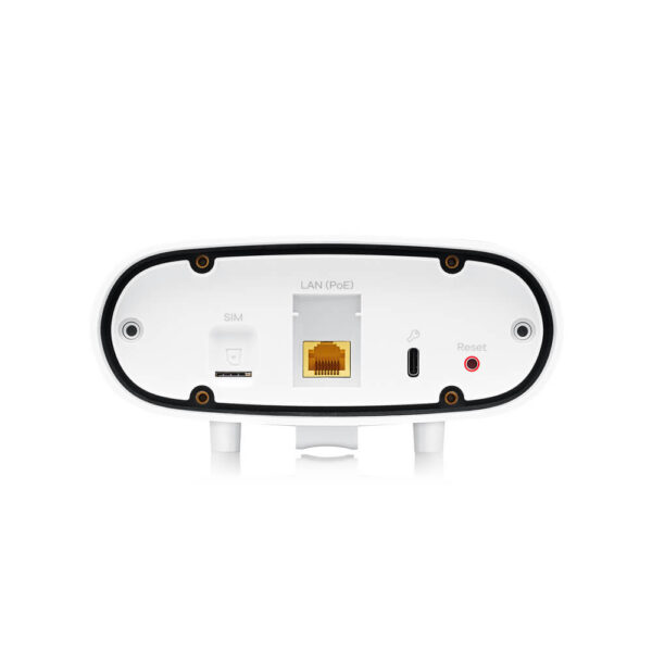 05-3 Zyxel FWA70, 5G Outdoor Router,Standalone/Nebula, 2.5G LAN, EU region